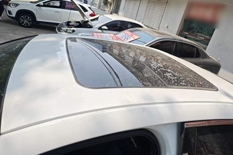 Used Geely Auto Preface 2023 1.5TD Fuyao Version Roof