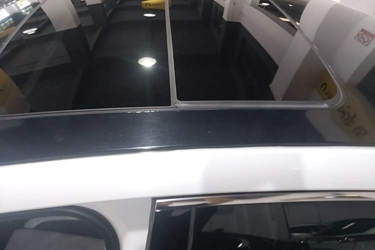 Used Geely Auto Preface 2023 2.0TD Prestige Version Roof