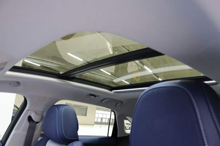 Used Geely Auto Preface 2023 2.0TD Prestige Version Roof