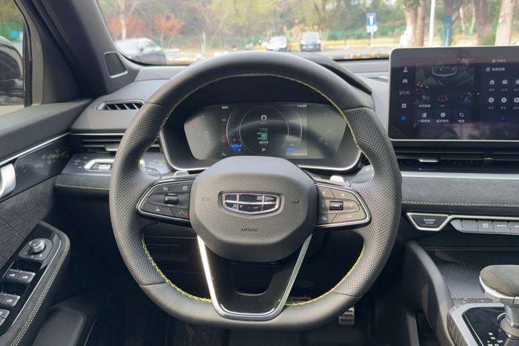 Used Geely Auto Preface 2023 2.0TD Space-Time Edition Steering Wheel
