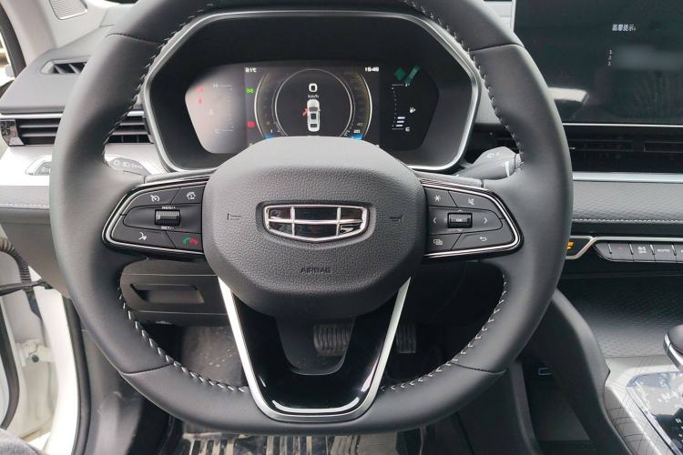 Used Geely Auto Preface 2023 2.0TD Luxury Version Steering Wheel