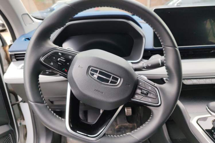 Used Geely Auto Preface 2023 2.0TD Prestige Version Steering Wheel