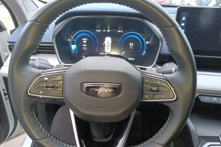 Used Geely Auto Preface 2023 2.0TD Prestige Version Steering Wheel