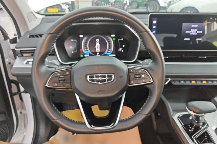 Used Geely Auto Preface 2023 2.0TD Luxury Version Steering Wheel