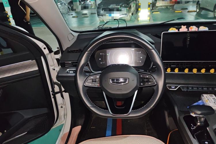 Used Geely Auto Preface 2023 2.0TD Luxury Version Steering Wheel