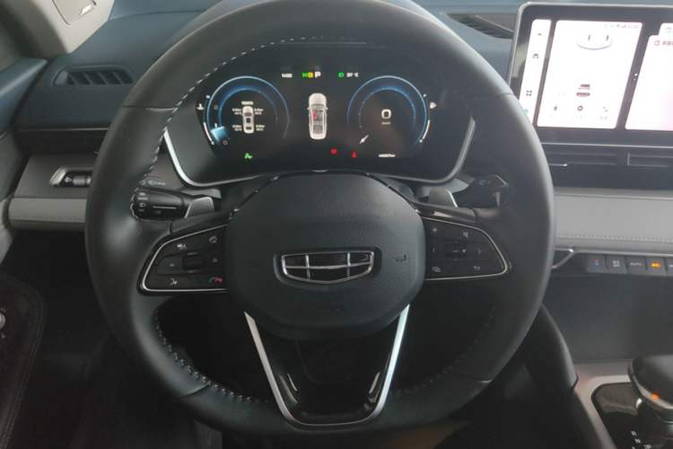 Used Geely Auto Preface 2023 2.0TD Prestige Version Steering Wheel