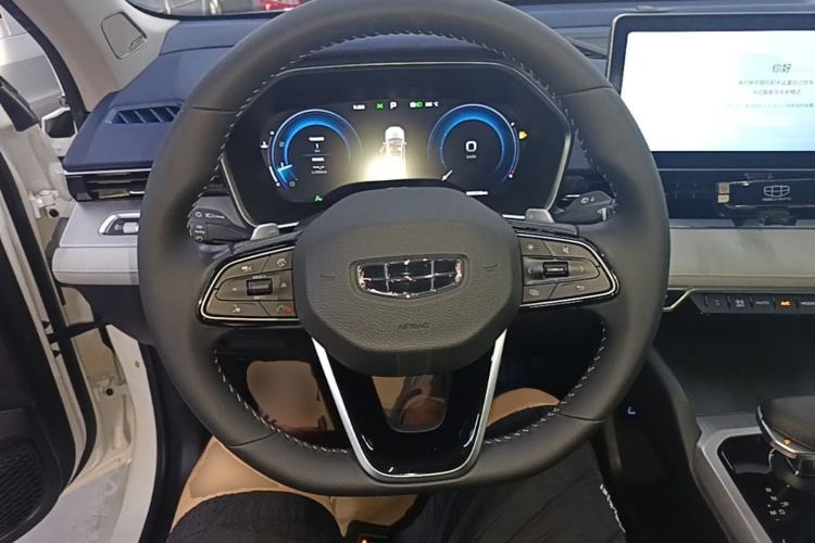 Used Geely Auto Preface 2023 2.0TD Prestige Version Steering Wheel