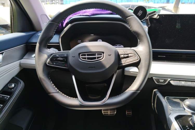 Used Geely Auto Preface 2023 2.0TD Prestige Version Steering Wheel