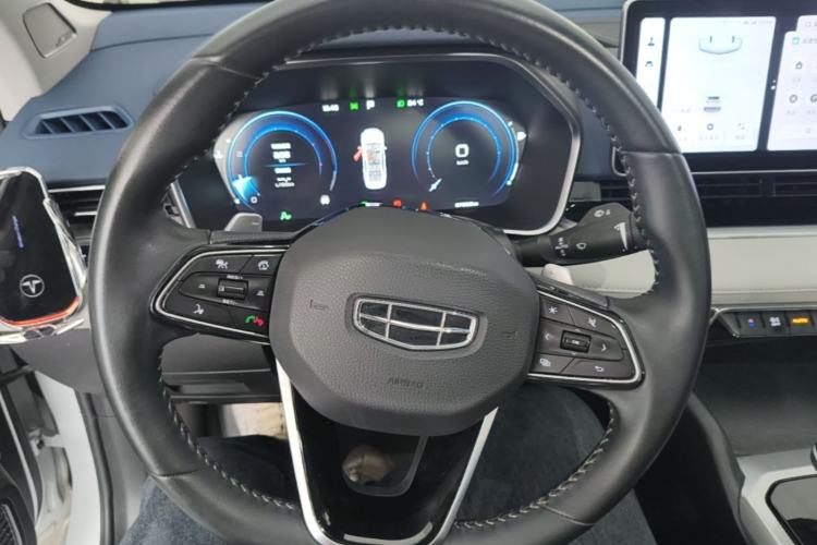 Used Geely Auto Preface 2023 2.0TD Prestige Version Steering Wheel
