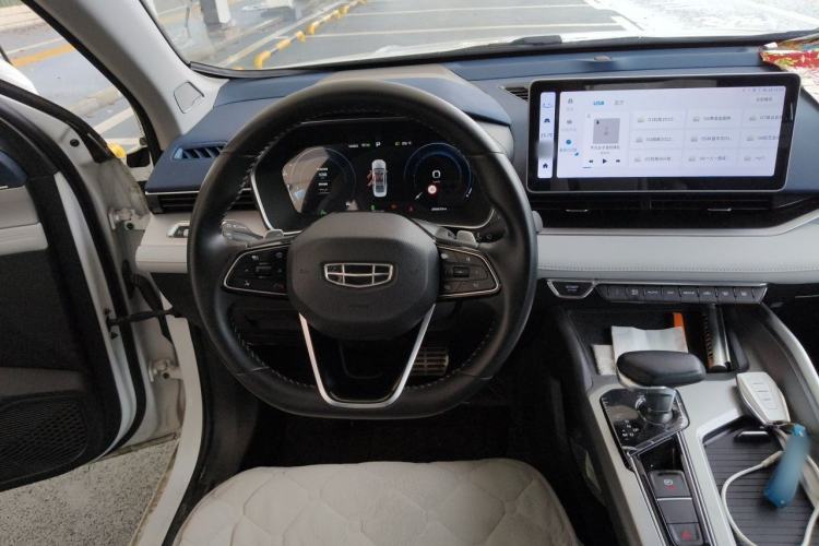 Used Geely Auto Preface 2023 2.0TD Prestige Version Steering Wheel