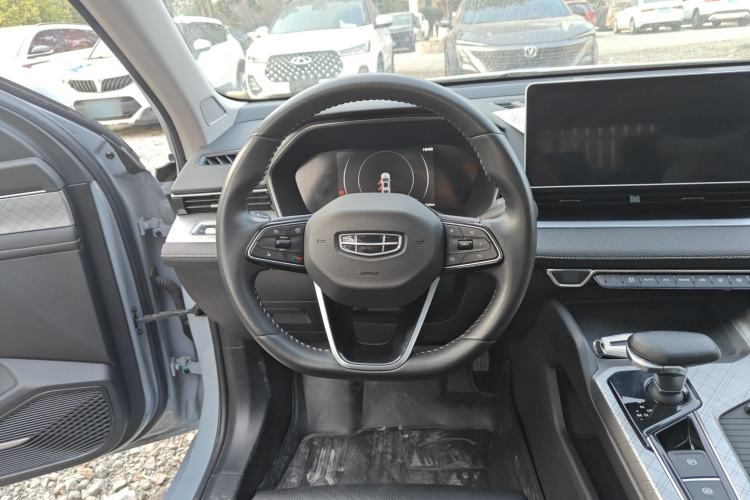 Used Geely Auto Preface 2023 2.0TD Luxury Version Steering Wheel