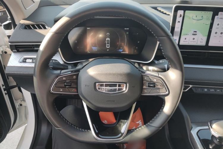 Used Geely Auto Preface 2023 2.0TD Luxury Version Steering Wheel