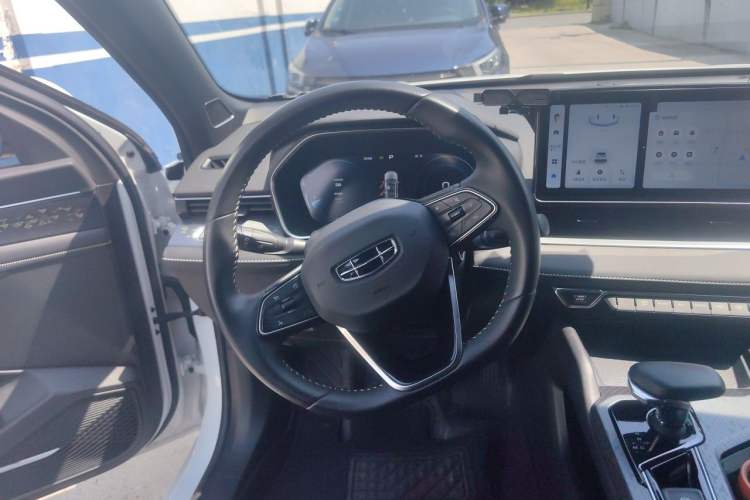 Used Geely Auto Preface 2023 1.5TD Kunlun Edition Steering Wheel