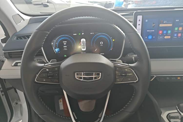 Used Geely Auto Preface 2023 2.0TD Prestige Version Steering Wheel