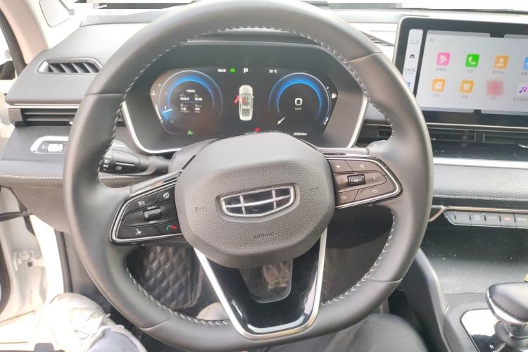 Used Geely Auto Preface 2023 2.0TD Luxury Version Steering Wheel