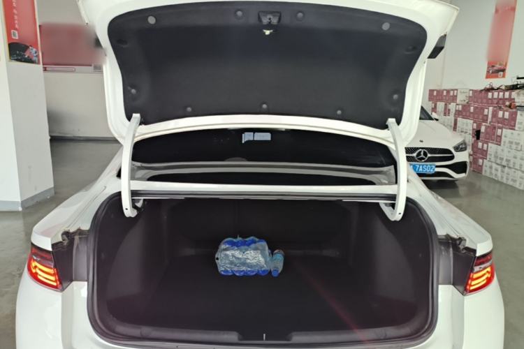Used Geely Auto Preface 2023 1.5TD Fuyao Version Trunk