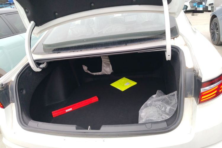 Used Geely Auto Preface 2023 2.0TD Luxury Version Trunk