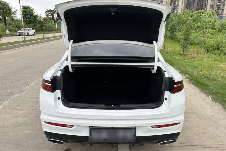 Used Geely Auto Preface 2023 2.0TD Prestige Version Trunk