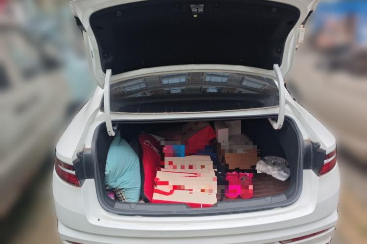 Used Geely Auto Preface 2023 1.5TD Fuyao Version Trunk