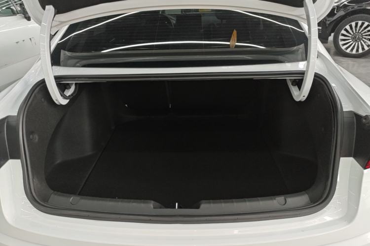 Used Geely Auto Preface 2023 2.0TD Luxury Version Trunk