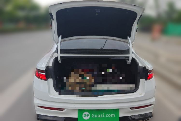 Used Geely Auto Preface 2023 1.5TD Kunlun Edition Trunk