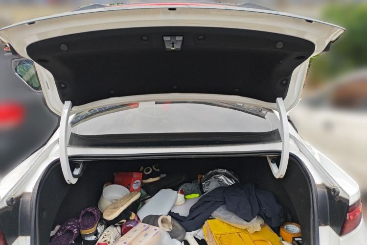 Used Geely Auto Preface 2023 2.0TD Luxury Version Trunk