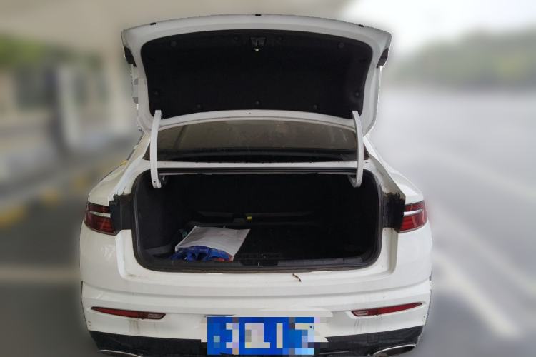 Used Geely Auto Preface 2023 2.0TD Prestige Version Trunk