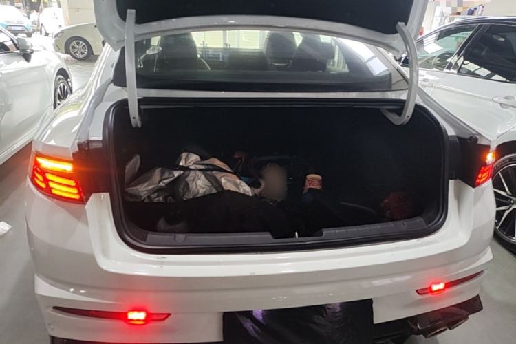 Used Geely Auto Preface 2023 2.0TD Space-Time Edition Trunk