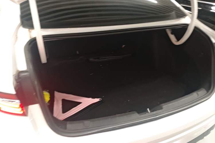 Used Geely Auto Preface 2023 2.0TD Luxury Version Trunk