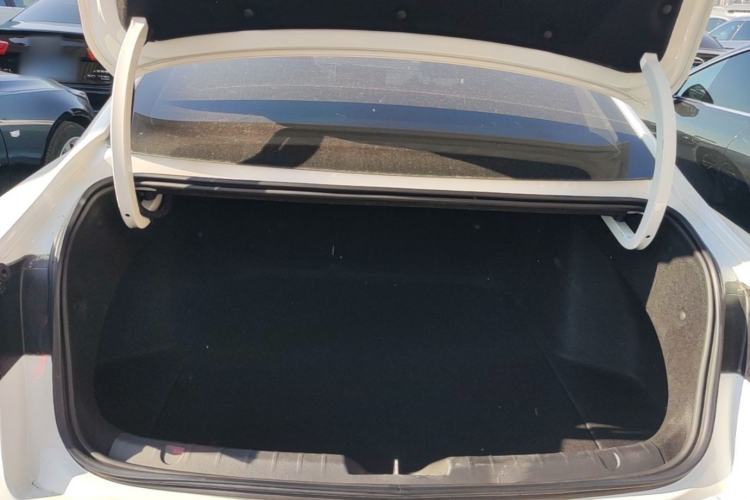 Used Geely Auto Preface 2023 2.0TD Luxury Version Trunk