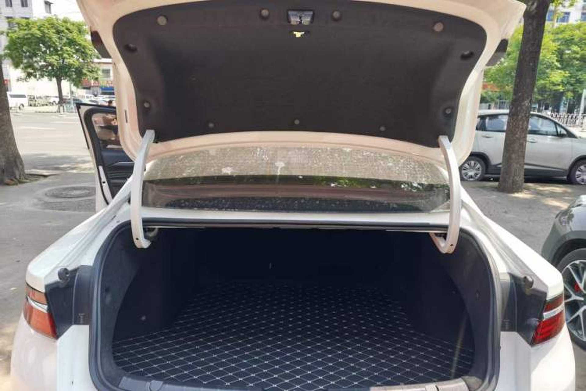 Used Geely Auto Preface 2023 1.5TD Fuyao Version Trunk