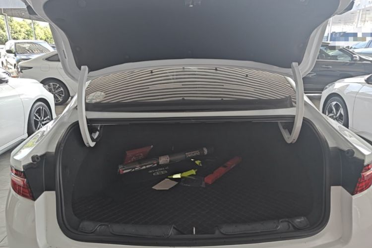 Used Geely Auto Preface 2023 2.0TD Prestige Version Trunk