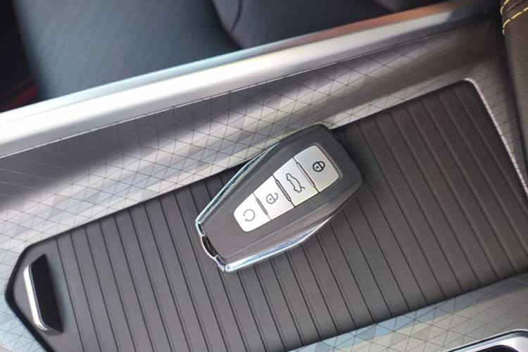 Used Geely Auto Preface 2023 1.5TD Fuyao Version Vehicle Key