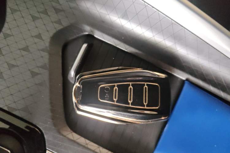 Used Geely Auto Preface 2023 1.5TD Kunlun Edition Vehicle Key
