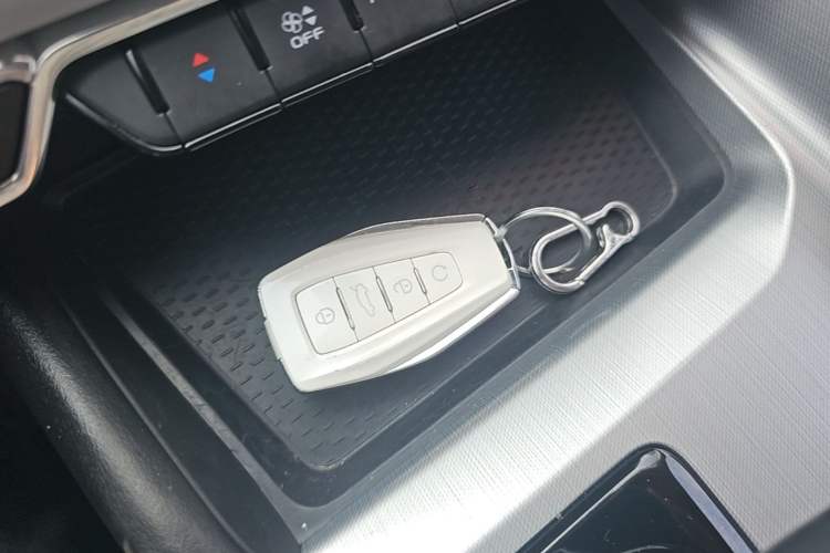Used Geely Auto Preface 2023 2.0TD Prestige Version Vehicle Key