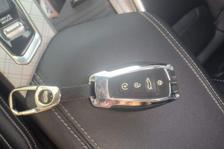 Used Geely Auto Preface 2023 2.0TD Luxury Version Vehicle Key