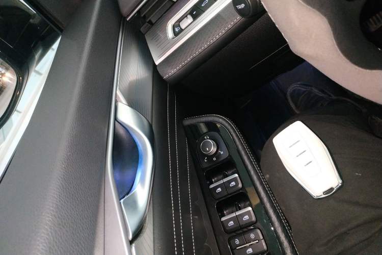 Used Geely Auto Preface 2023 2.0TD Luxury Version Vehicle Key