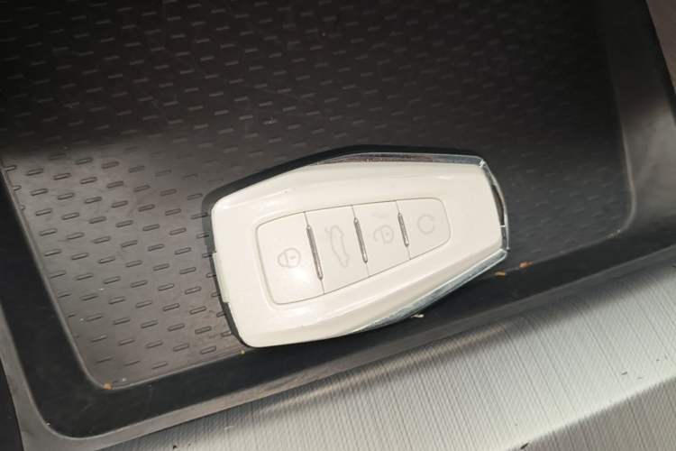Used Geely Auto Preface 2023 2.0TD Prestige Version Vehicle Key