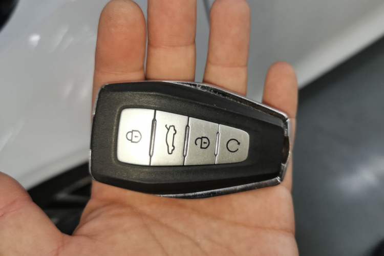 Used Geely Auto Preface 2023 2.0TD Prestige Version Vehicle Key