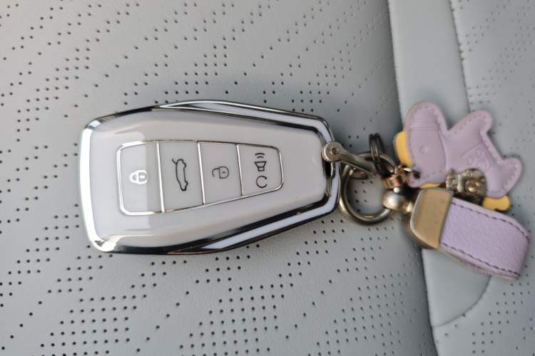 Used Geely Auto Preface 2023 2.0TD Prestige Version Vehicle Key