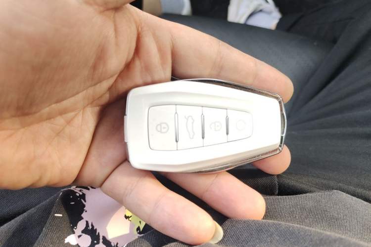 Used Geely Auto Preface 2023 2.0TD Luxury Version Vehicle Key