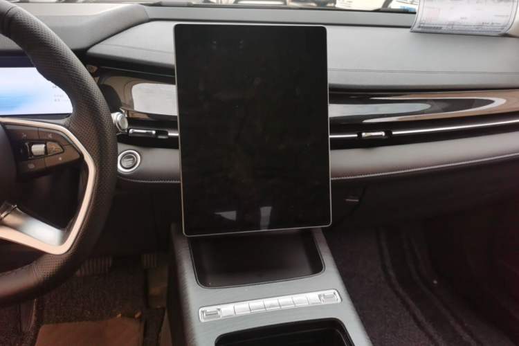 Used Geely Auto Preface 2024 Zhiqing 1.5TD Galaxy Edition Audio And AC Panel