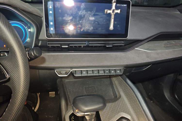 Used Geely Auto Preface 2024 2.0TD Xiaohan Edition Audio And AC Panel