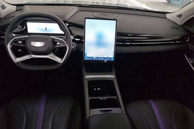Used Geely Auto Preface 2024 Zhiqing 1.5TD Galaxy Edition Center Console