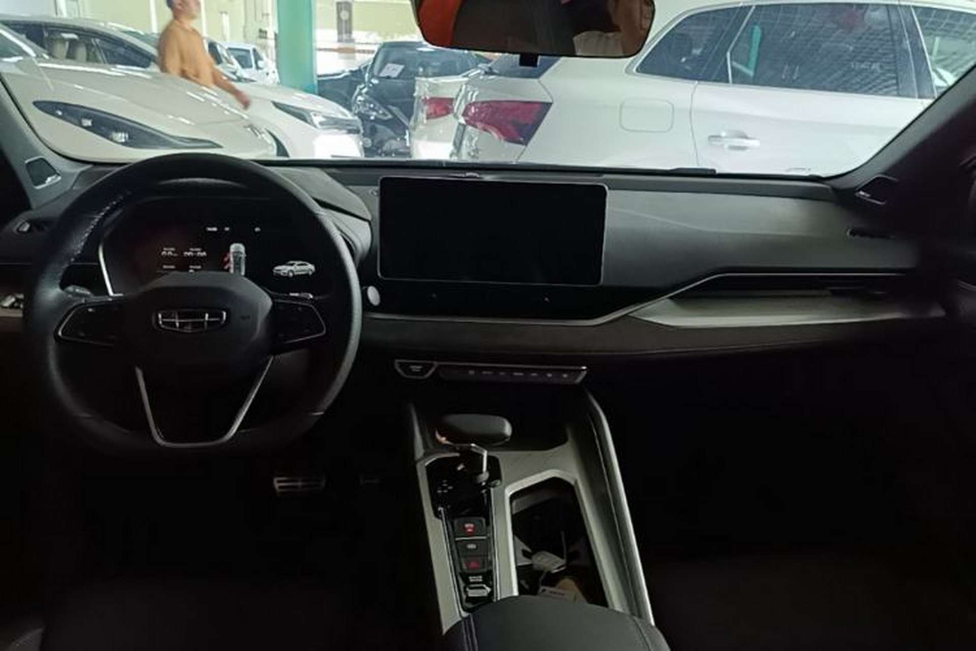 Used Geely Auto Preface 2024 2.0TD Qingyun Edition Center Console