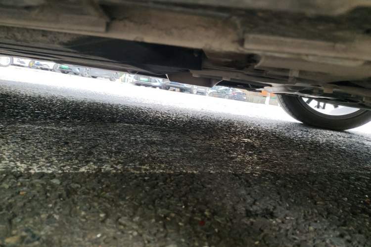 Used Geely Auto Preface 2024 2.0TD Xiaohan Edition Chassis Front Right