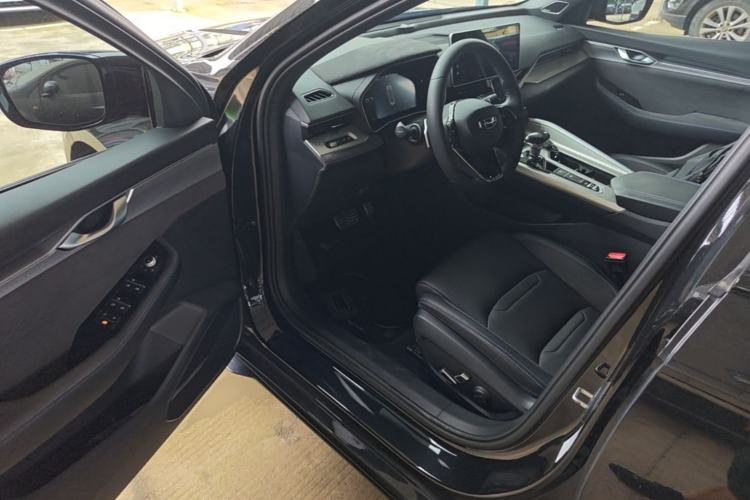 Used Geely Auto Preface 2024 2.0TD Qingyun Edition Driver Seat
