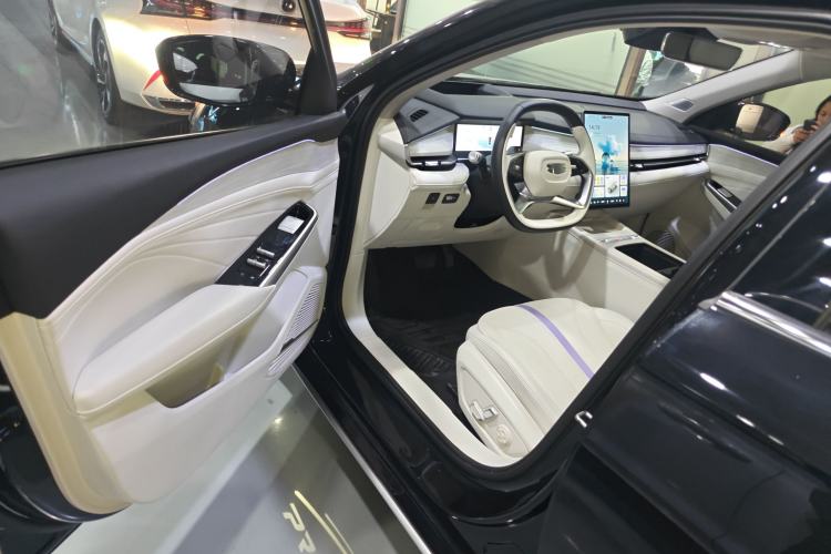 Used Geely Auto Preface 2024 Zhiqing 1.5TD Tiangong Edition Driver Seat
