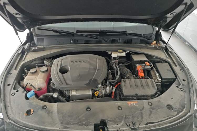Used Geely Auto Preface 2024 Zhiqing 1.5TD Galaxy Edition Engine Bay
