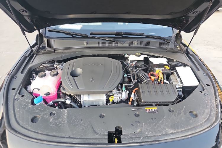 Used Geely Auto Preface 2024 Zhiqing 1.5TD Tiangong Edition Engine Bay